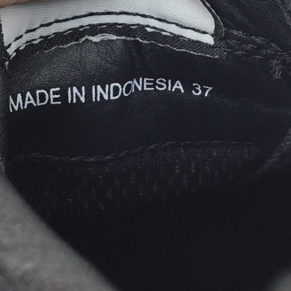 Mark Jacobs Empire Black Sneakers - Picture 11 of 16